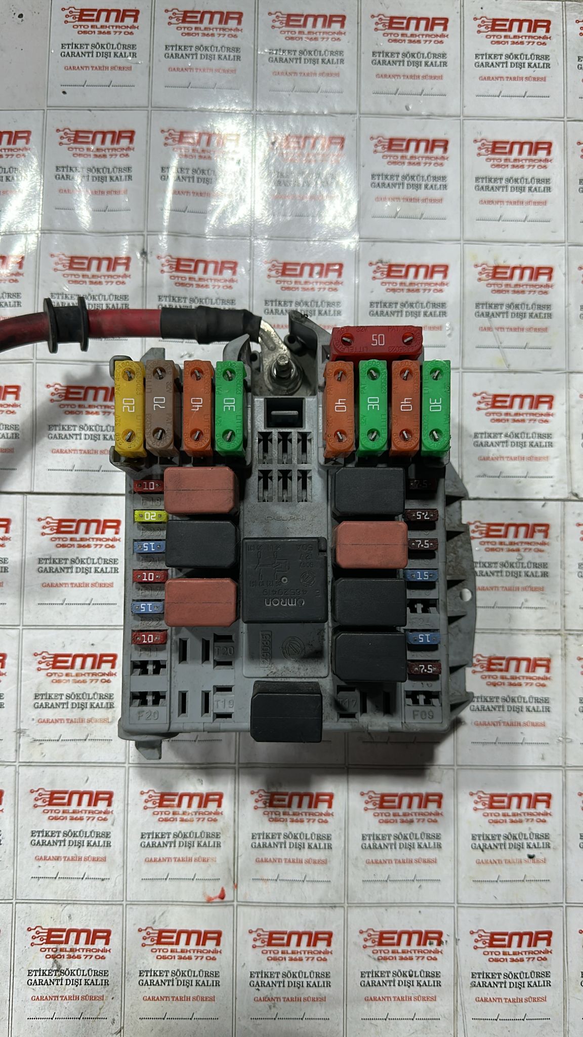 FİAT LİNEA SİGORTA KUTUSU SİGORTA TABLASI 51799849