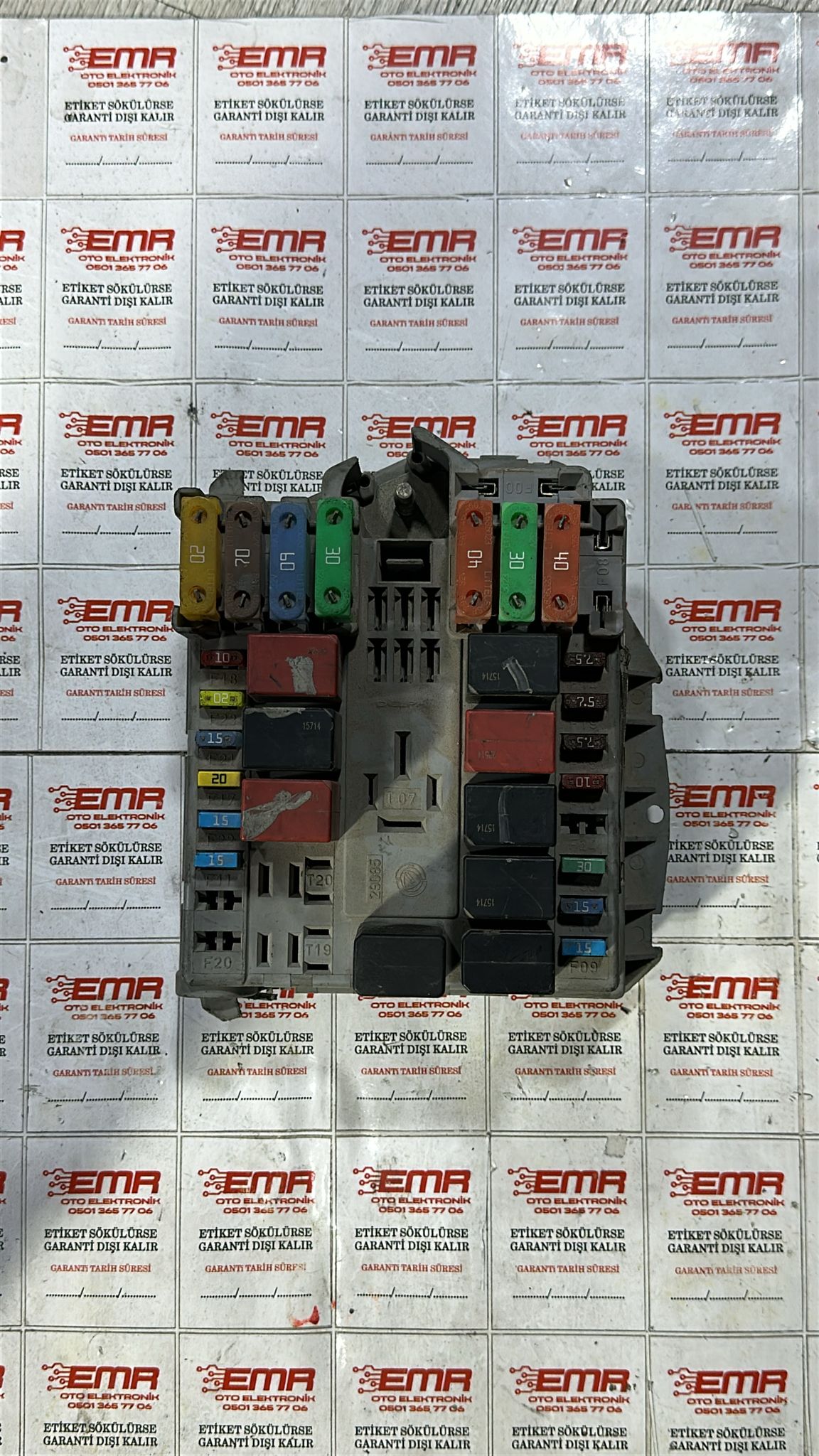 FİAT LİNEA ÖN SİGORTA KUTUSU 51904542