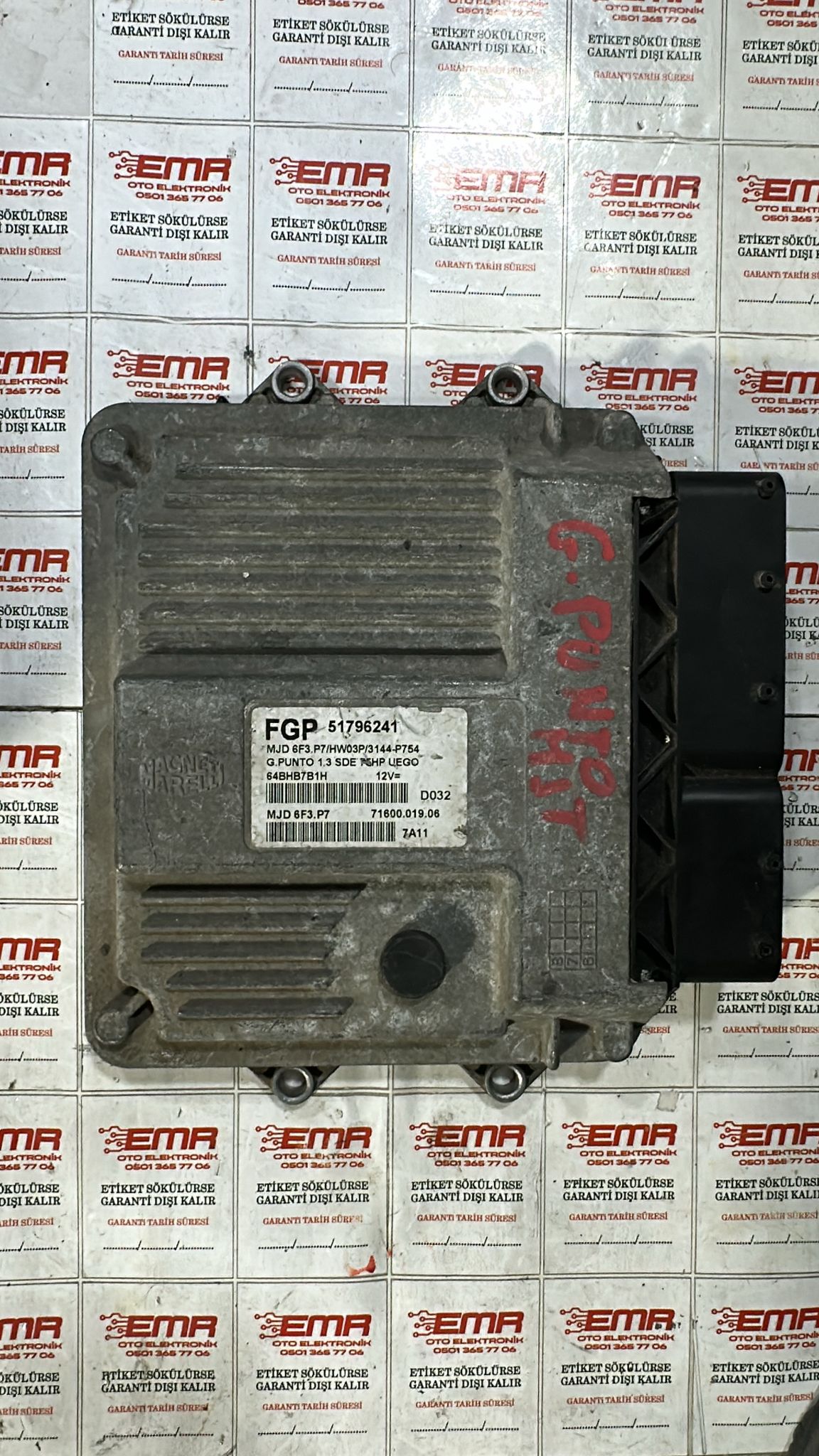 FİAT GRANDE PUNTO 1.3 6F3 MOTOR BEYNİ 51796241